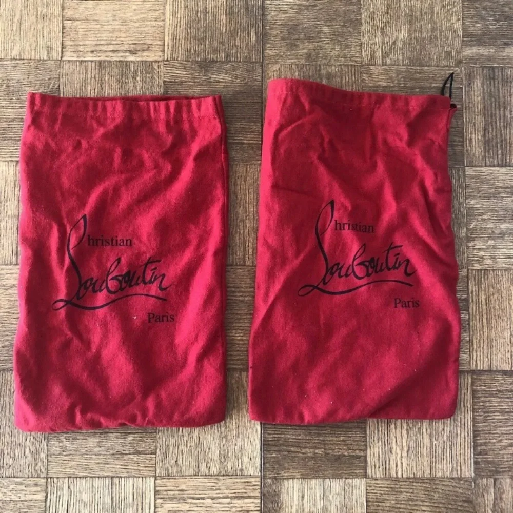 Christian Louboutin Silver Fifi Pumps 40 - Picture 12 of 12